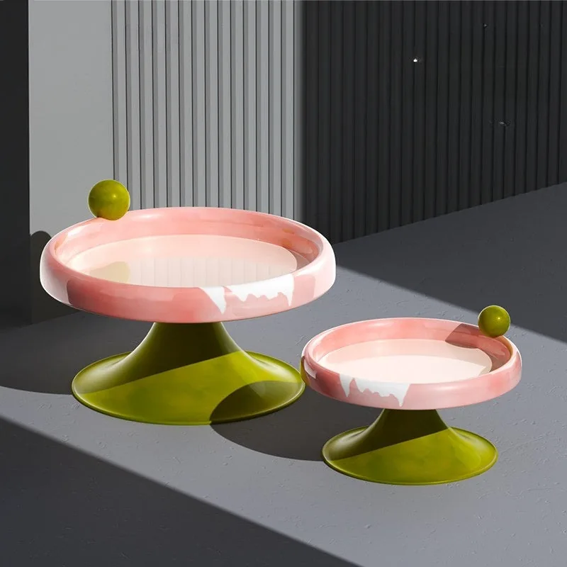 Soft Serve Elevated Ceramic Cat Bowl detail 1