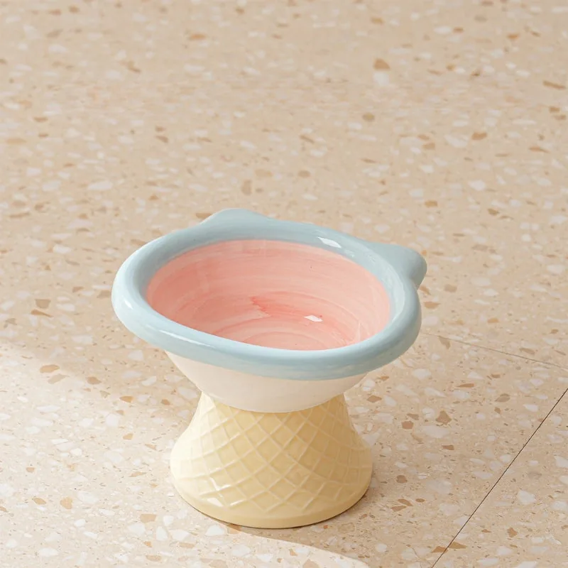 Grid Bear Elevated Ceramic Cat Bowl detail 3