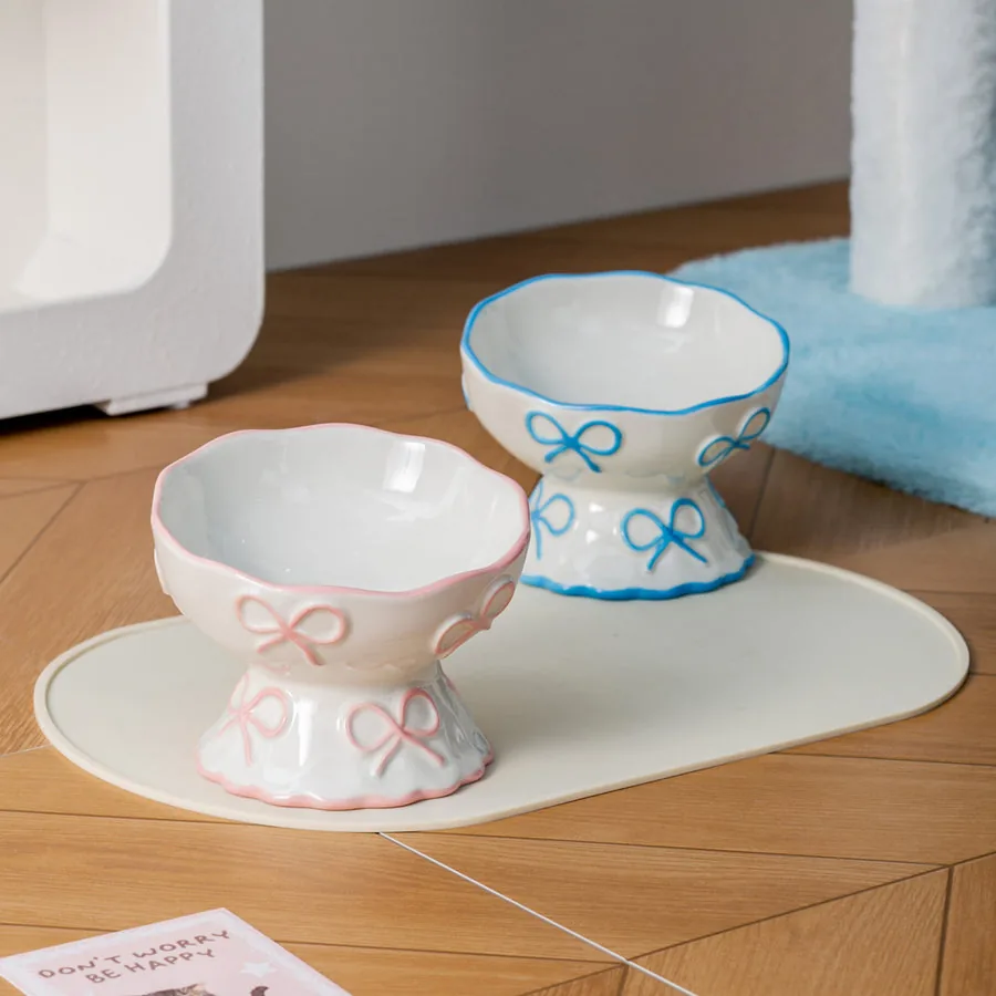Cloud Step Elevated Ceramic Cat Bowl detail 3